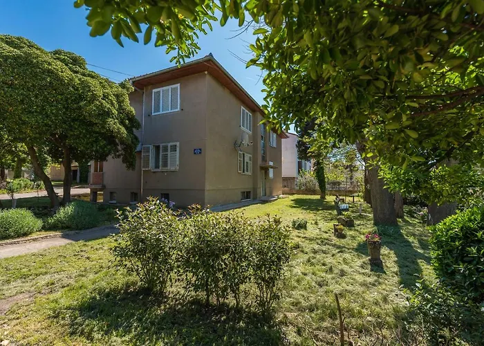 Apartment Tina - Kolovare