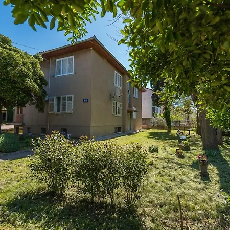 Διαμέρισμα Apartment Tina - Kolovare Beach