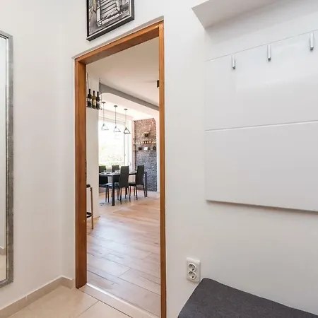 Tina - Kolovare