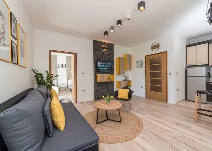 Διαμέρισμα Apartment Tina - Kolovare Beach *