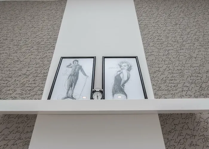Apartment Tina - Kolovare Beach * ザダル